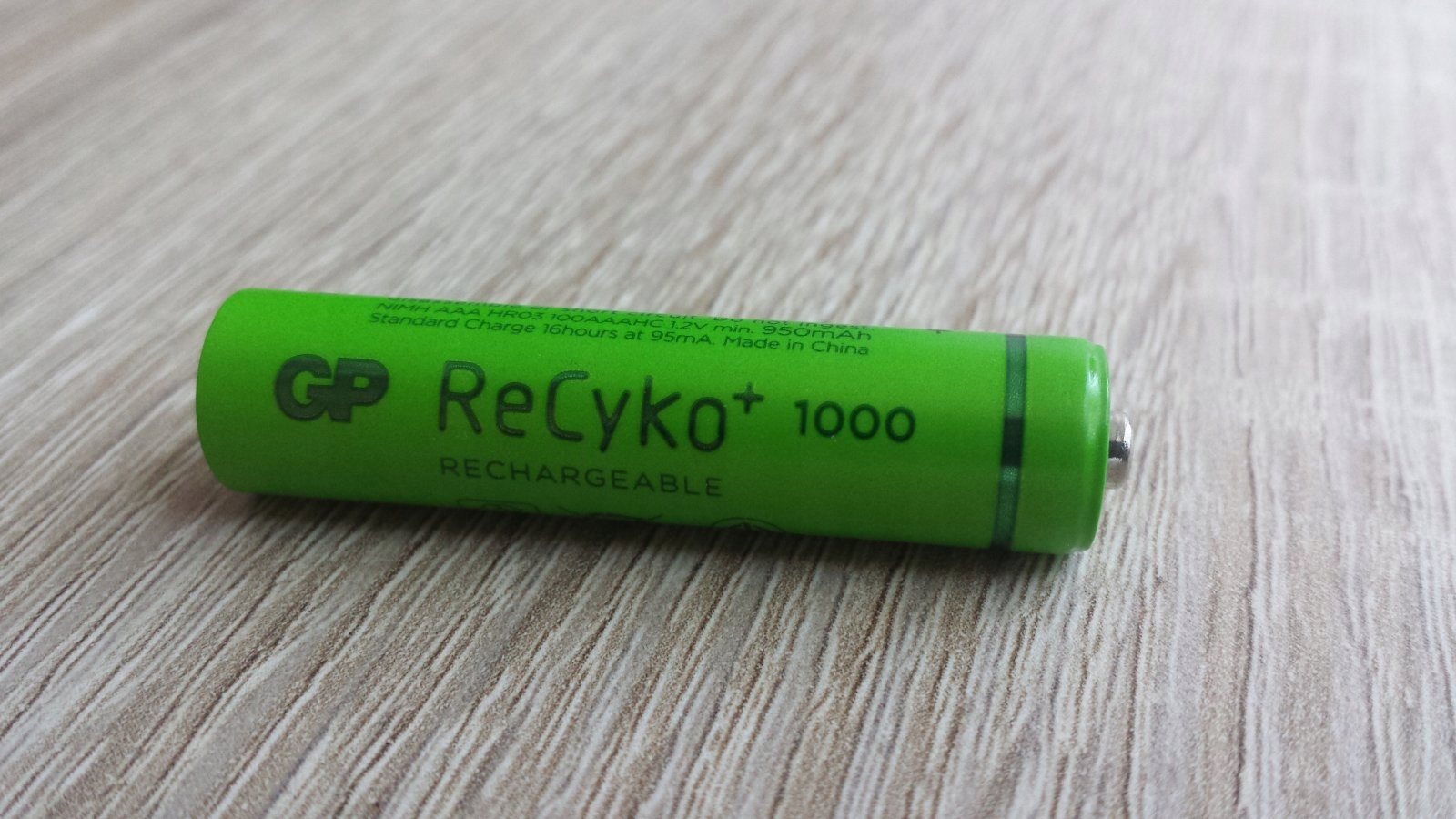 Аккумулятор ааа gp 1000mah. GP RECYKO 1000. Аккумуляторные батарейки RECYKO+ AA 1000mah. Аккумулятор GP 100aaahc, 1000 МАЧ. Перезаряжаемые батарейки ААА GP RECYKO 650.