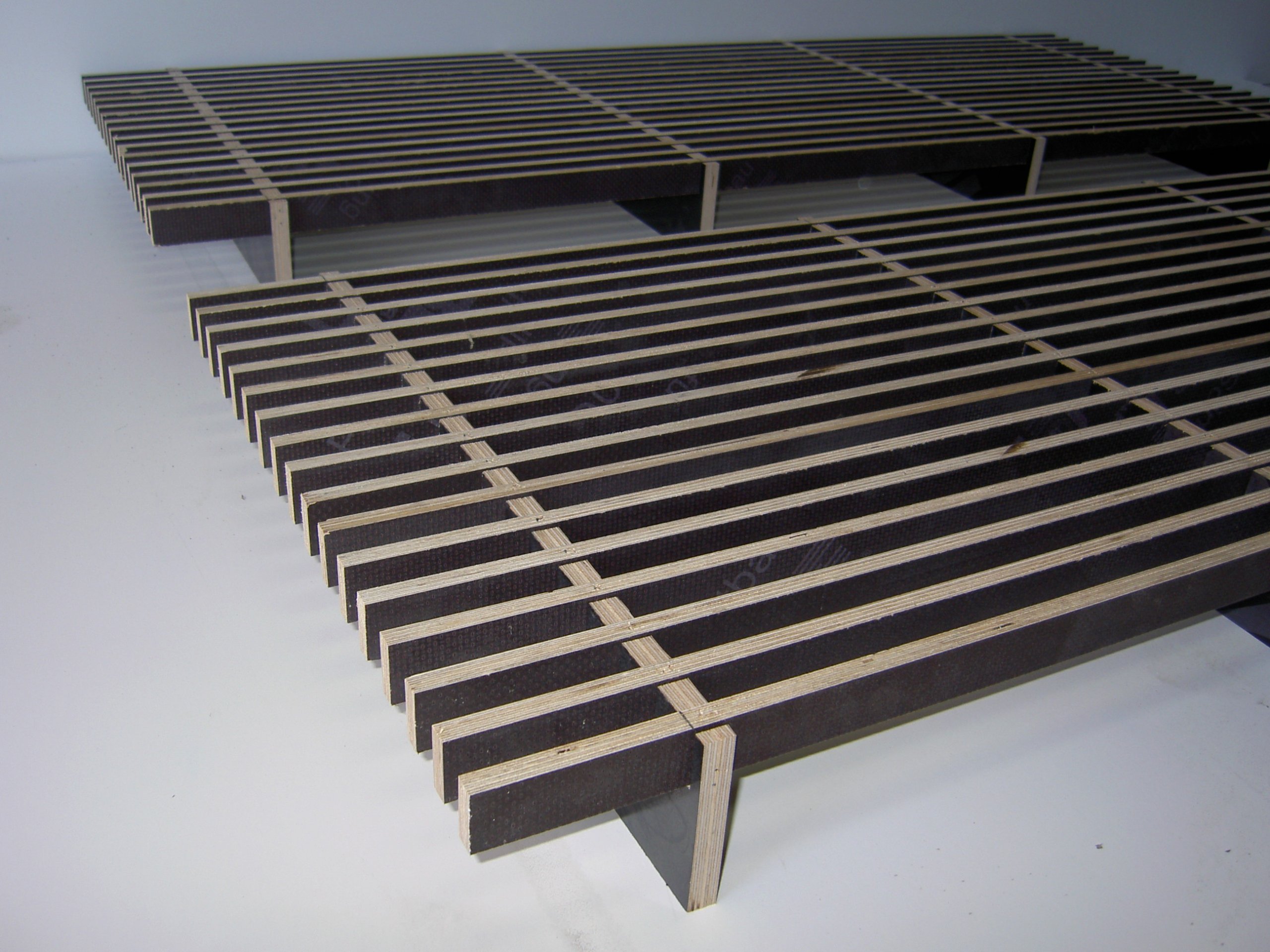 решетчатый пол. вентиляционная решетка 255*1020. Agromax решетчатые полы. решетчатый пол. настил решетчатый стеклопластиковый.