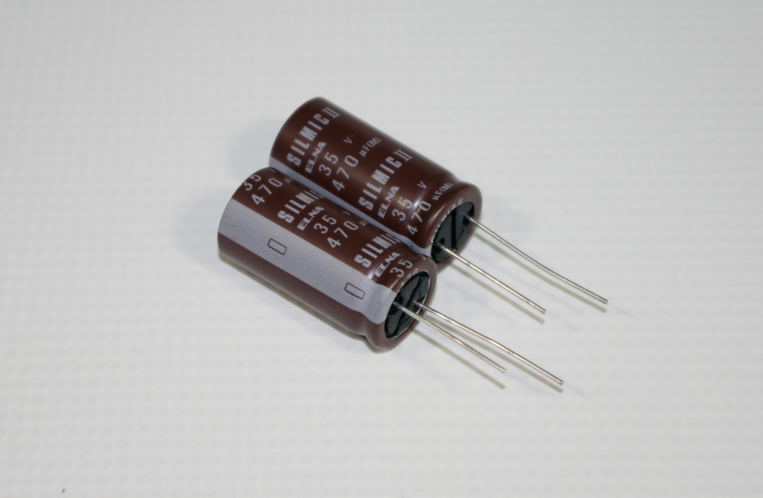 Конденсатор 470uf 35v