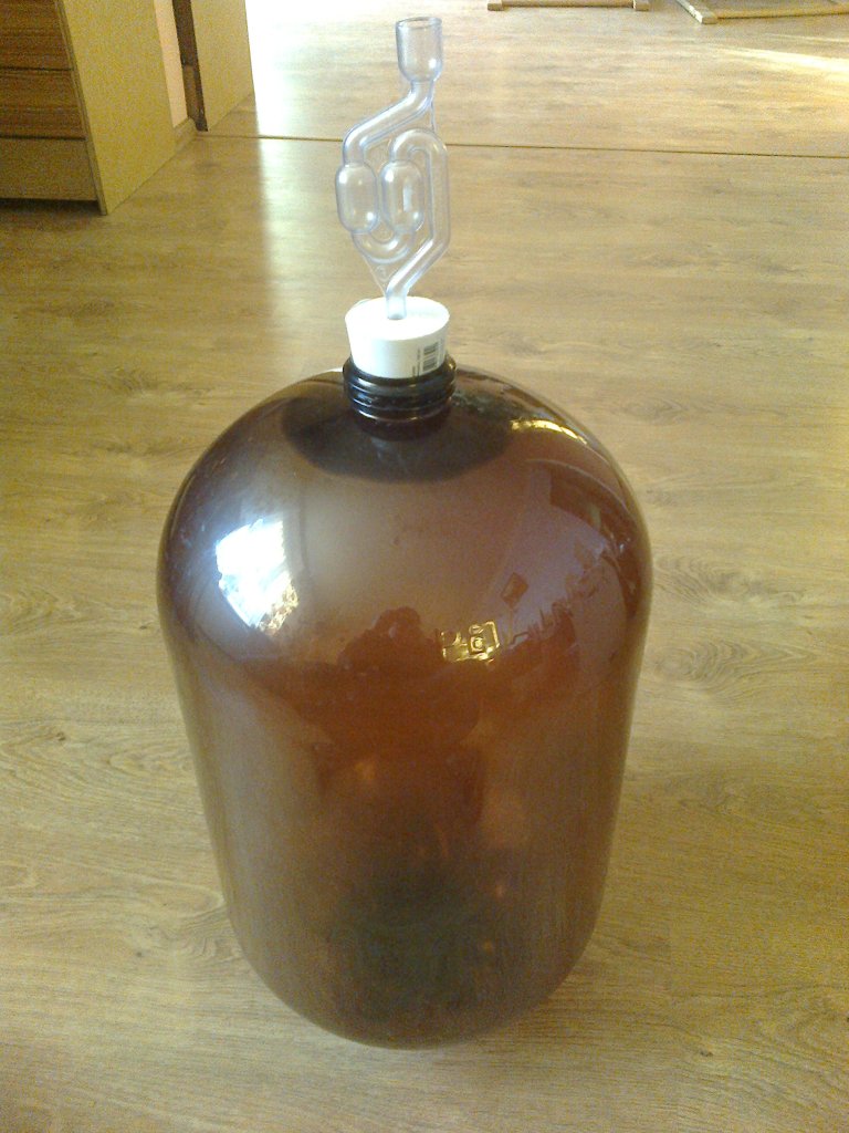 Кега пэт 30 литров. Пивная пэт кега 20 л. Баллон кега. Пивная пэт кега 30 литров. Баллон кега.