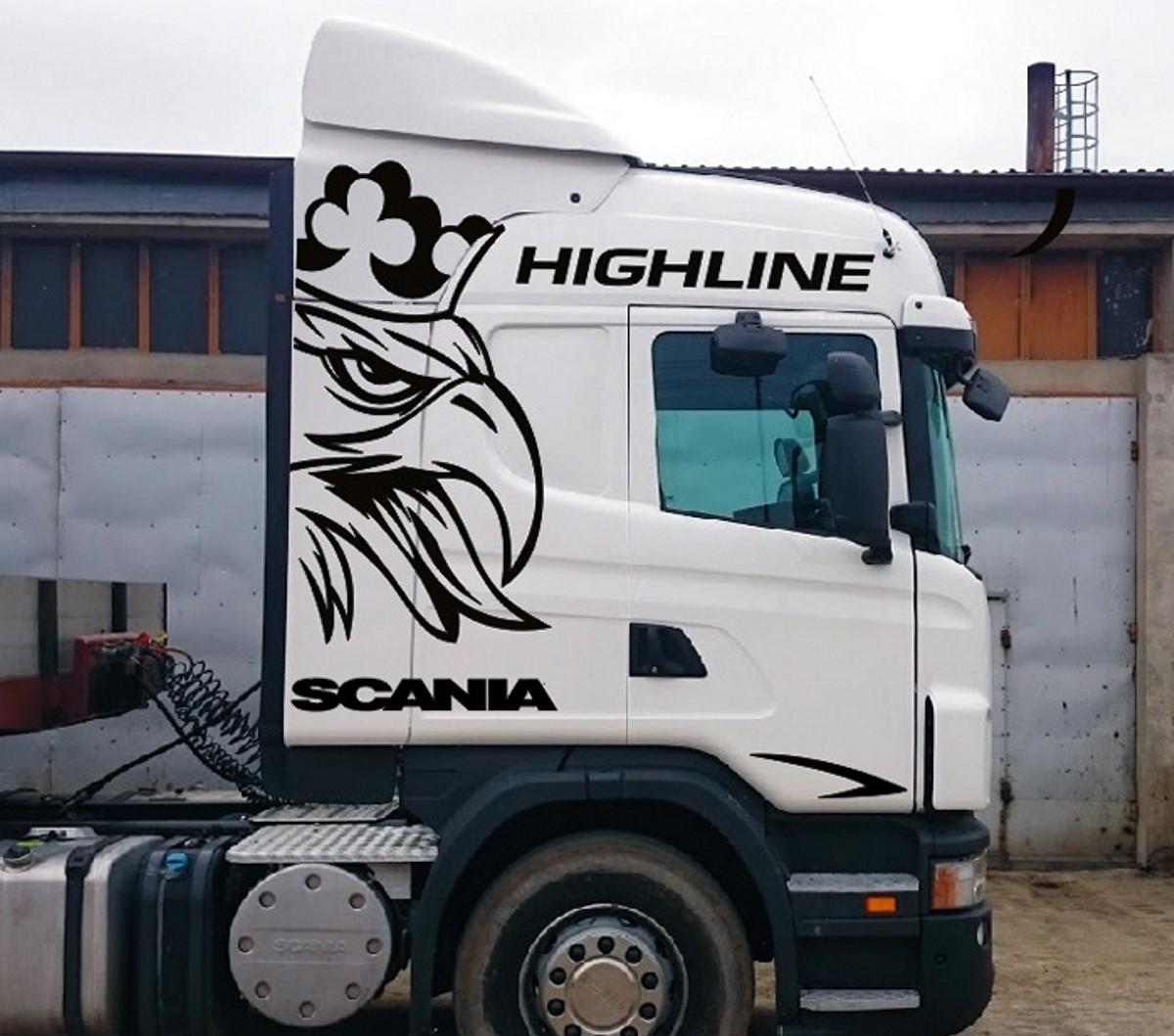 Наклейки на кабину. Scania 124 Griffin наклейка. Scania наклейки r480. Наклейки кабины Скания 143. Наклейки Скания r420 на кабину.