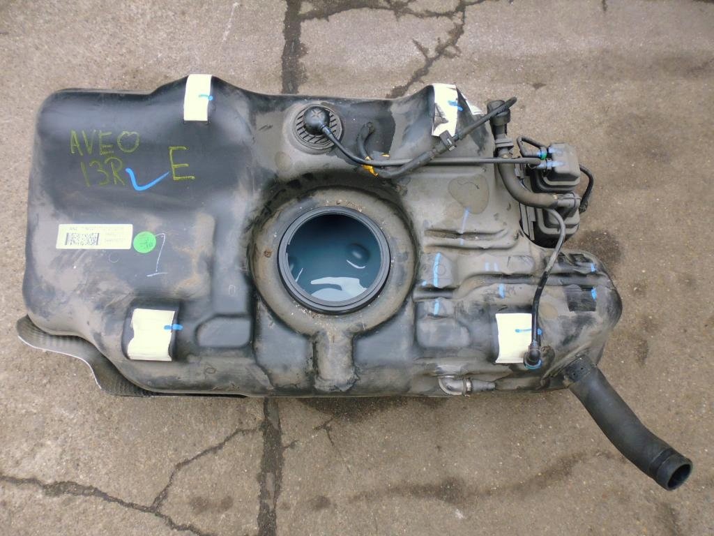 Топливный бак шевроле авео т250. Бак шевроле авео т250. Бензобак шевроле авео т200. Бак шевроле авео т200. Топливный бак шевроле авео т200.