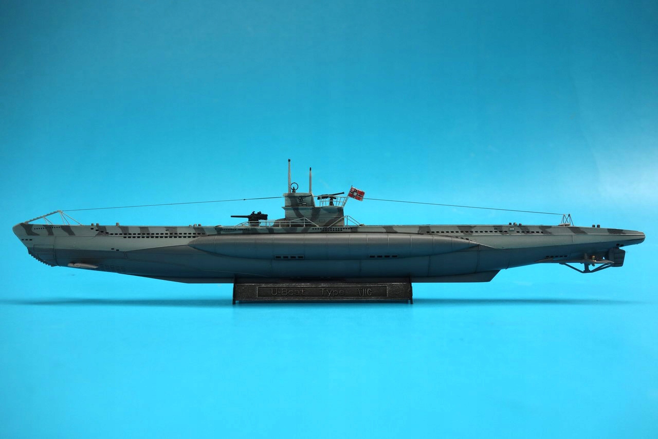 Немецкая подводная лодка тип 7. Сборная модель revell german submarine type vii c/41 atlantic version (05100) 1:144. U boat type vii. Revell german submarine type vii c. Viic подводная лодка.