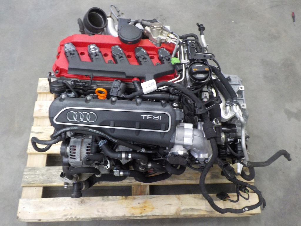 Купить двигатель ауди 2.5. Двигатель Ауди rs3. Двигатель Audi rs3 2.5. 2.5 TFSI. Мотор Ауди рс3.