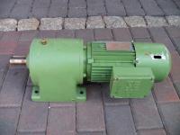 MOTOREDUKTOR SEW 0,55/0,88 kw 50/97 obr/min