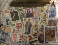 Zestaw 100 znaczków pocztowych - STROJE
