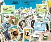 Zestaw 200 znaczków pocztowych - PTAKI