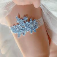Свадебная подвязка сине-белая, небесно-голубой цветок