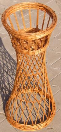 POLSKA WIKLINA KWIETNIK STOJĄCY AŻUROWY