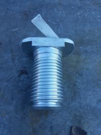 Крепление контейнера винт tr52x5