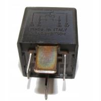 Реле PA66-Gf30 (USED) катушка 12V