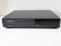 Видеомагнитофон Panasonic NV-F65HQ.