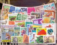 Zestaw 100 znaczków pocztowych - 50 RÓŻNYCH KRAJÓW