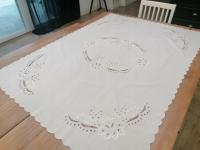 BAWEŁNIANY OBRUS Haft Richelieu 120 x 165 nr.8