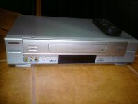 Magnetowid VHS Toshiba V-721EG