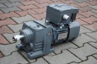 MOTOREDUKTOR 0.11/1.1kw 12-123obr. Инвертор! SEW