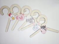 Wieszaczki drewniane dziecięce zestaw motyw zwierząt wiejskich