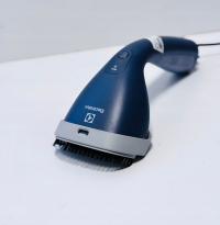 Parownica do ubrań Electrolux Refine 700