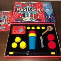 Gra MAGICZNE SZTUCZKI MAGIC KIT jak nowe