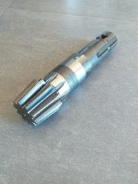 Wałek atakujący Z10 zgrabiarki CLAAS / Deutz-Fahr