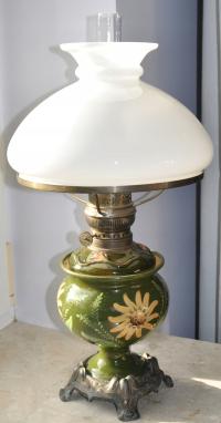 Старая керосиновая лампа майолика выс. 51 см.