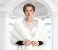 BOLERKO BIAŁE Z FUTERKIEM W1 ŚLUB WESELE narzutka na ramiona SZAL ETOLA