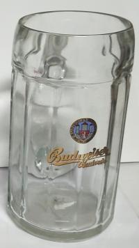 Пинта 1л пивоварня Budweiser Budějovice Чехия