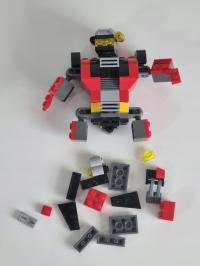 LEGO 5764 Creator 3 w 1 ROBOT RATUNKOWY - elementy zestawu