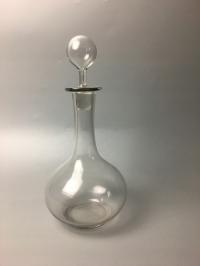 Karafka do wina ze szkła, rok 1900