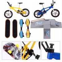 FINGERBOARD PLASTIKOWA RAMPA SKATEPARK ZESTAW 4 DESKOROLKI 2 ROWERY DLA DZIECI