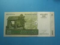 Мадагаскар Банкнота 200 Ариари 2004 A-A ! P-87a UNC