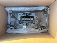 AUDI A4 A5 B9 8W ŁAPA SKRZYNI PODPORA PODUSZKA 8W0399262AE 8W0399118C