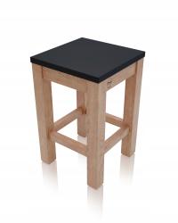 Taboret ERGO TP czarne SIEDZISKO + dębowe NOGI