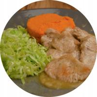 Eskalopki z indyka z puree z marchewki i sałatą rzymską (2 porcje)