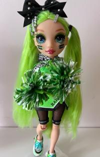 Cheer Rainbow High lalka cheerleaderka Jade zielona