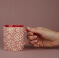 Kubek świąteczny ceramiczny różowy pierniki 350 ml do zmywarki prezent