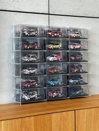 Gablota na modele 1:43 w gablotkach 18 okienek plexi zamykana