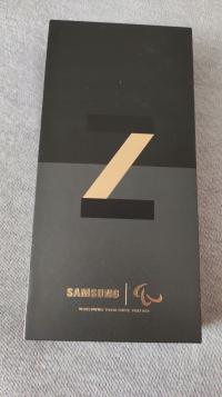 Smartfon Samsung Galaxy Z Flip 8 GB / 256 GB