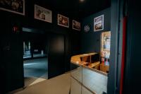 Lada recepcyjna – kształt litery U