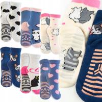 SKARPETKI DZIECIĘCE antypoślizgowe podeszwa z dużym ABS kotki 20-22