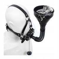 Czarny lejek do wymuszonego picia 372400241