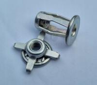 Nitonakrętka HQ M6 długość 17 mm do blachy