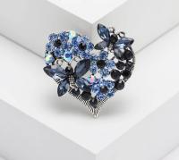 203 - Broszka-PIĘKNE KRYSZTAŁOWE SERDUSZKO- cyrkonie- NA PREZENT