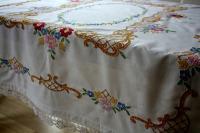 Летняя распродажа! Необычное богатство вышивки Королевская скатерть