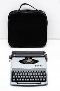 СТАРАЯ ПИШУЩАЯ МАШИНКА CONSUL, ЧЕХОСЛОВАКИЯ