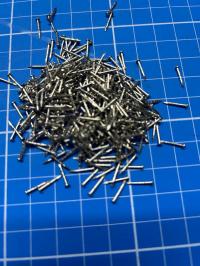 Gwoździe niklowane do mocowania głosów w akordeonie 10 szt.