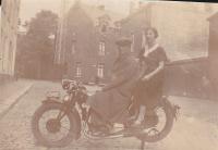 #29 STARE ZDJĘCIE STARY MOTOR