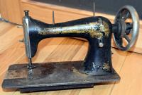 СТАРИННАЯ ШВЕЙНАЯ МАШИНА