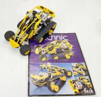 LEGO Technic - Samochód wyczynowy Mountain Rambler