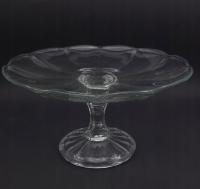 Patera na nóżce, klosz - szkło bezbarwne; 1692